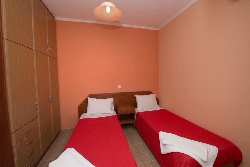 Anna Apartments Acharavi  Ngoại thất bức ảnh